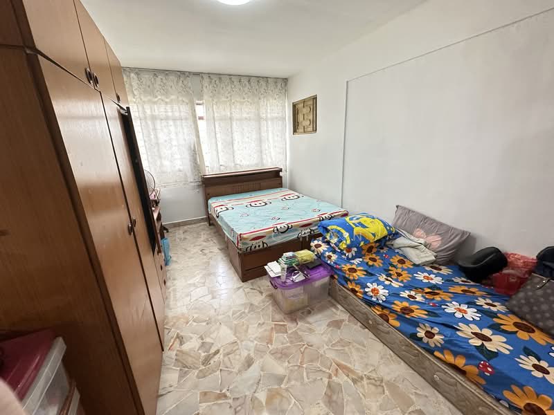 551 Ang Mo Kio Avenue 10 HDB Flat For Sale at S$ 658,000 | PropertyGuru Singapore - Bedroom
