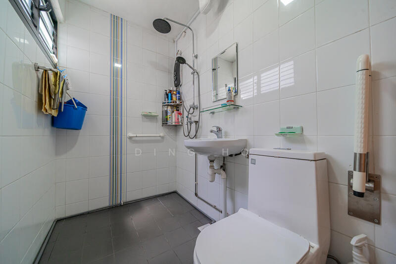 For Sale - 627 Hougang Avenue 8