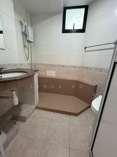 Eastvale, 37 Pasir Ris Drive 3, 3 Bedrooms, 1,098 sqft, Condominium For Sale, by Linda Ho, 60143354 - PropertyGuru.com.sg
