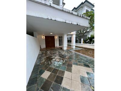For Sale - Well maintained landed @ 3.6M+ D16