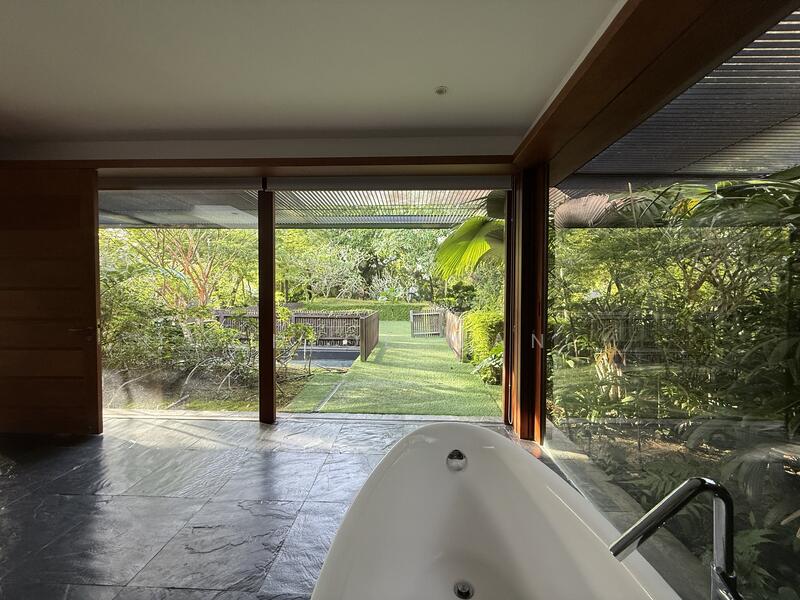 Master bedroom at level 2