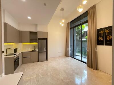 For Sale - The Enclave Holland