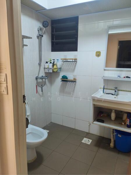 For Rent - 240A Jurong East Avenue 1