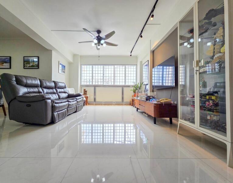 For Sale - 262B Compassvale Street