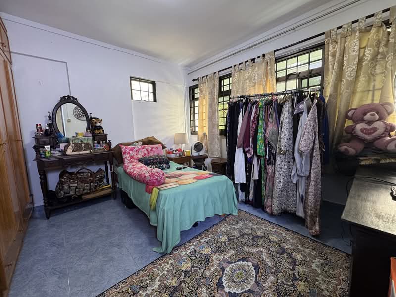 701 Woodlands Drive 40 HDB Flat For Sale at S$ 648,888 | PropertyGuru Singapore - Bedroom
