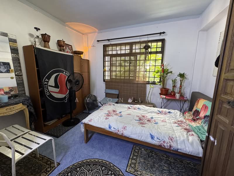 701 Woodlands Drive 40 HDB Flat For Sale at S$ 648,888 | PropertyGuru Singapore - Bedroom