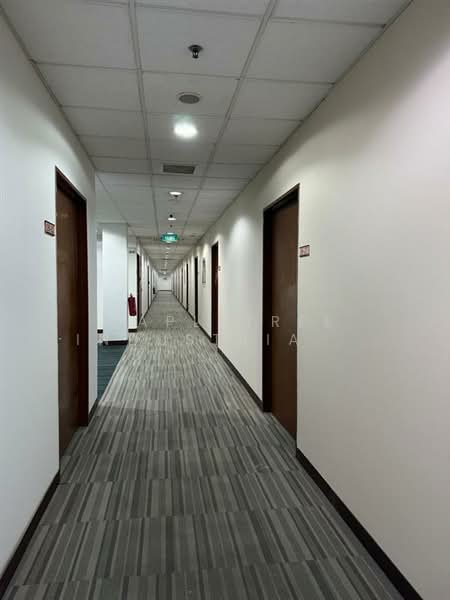 Inno Centre, 1003 Bukit Merah Central, 667 sqft, Light Industrial (B1) For Rent, by Lu Wei Ling, 60143853 - Corridor - CommercialGuru.com.sg