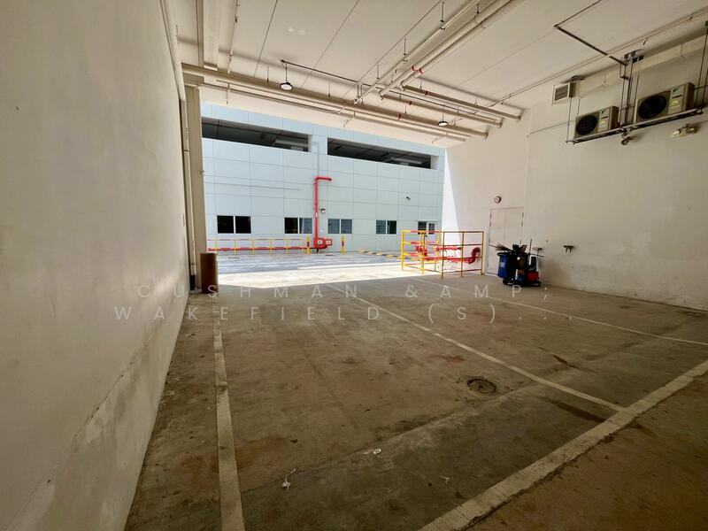 Fitted Space | City Fringe B1 High Specs Building, , 22,000 sqft, Light Industrial (B1) For Rent, by MONICA, 60143938 - CommercialGuru.com.sg