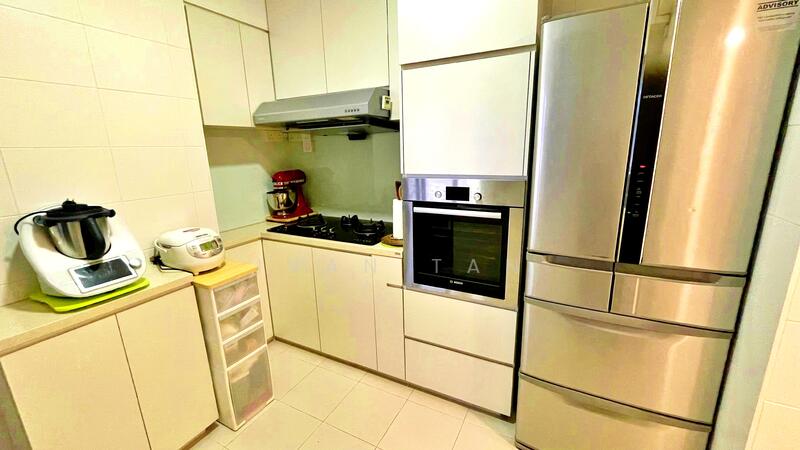 Spacious Kitchen