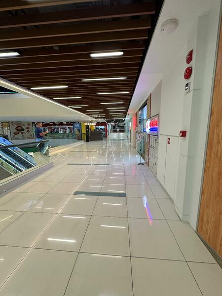 Bukit Timah Plaza, 1 Jalan Anak Bukit, 614 sqft, Other Retail For Sale, by Annabel Yeo 杨洁桦, 60144073 - Corridor - CommercialGuru.com.sg