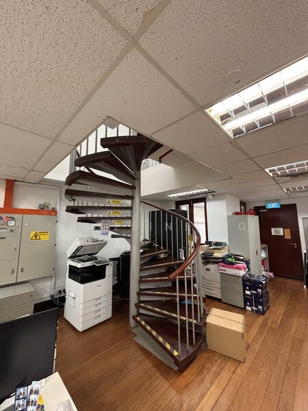 Office Shophouse with Lift Access at Church St | Telok Ayer St, , 2,800 sqft, Shop / Shophouse For Rent, by Angeline Ng, 60144094 - Stairs - CommercialGuru.com.sg