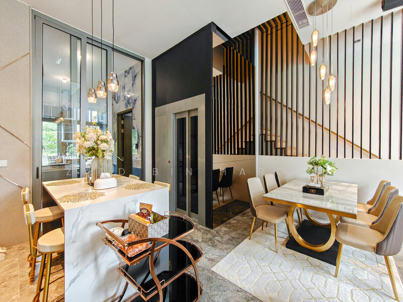 For Sale - Parkwood Collection