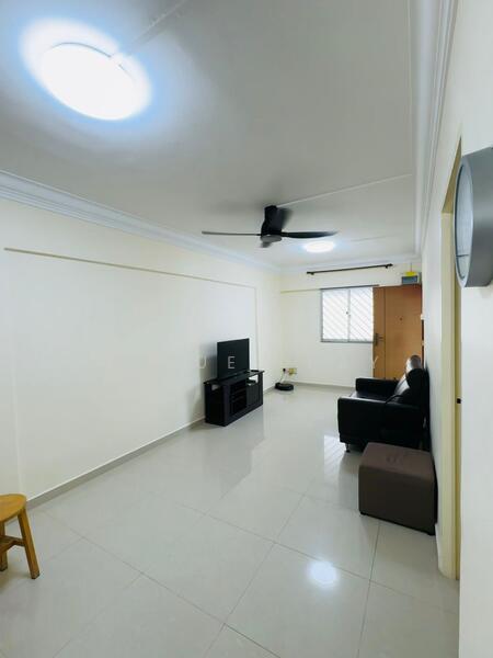For Rent - 218 Serangoon Avenue 4
