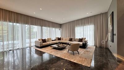 For Sale - ⭐️⭐️LANDED7772@ Dunearn Vicinity Brand New Corner Terrace