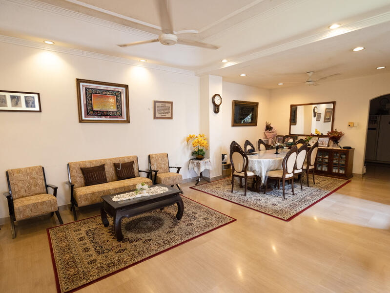 Reception Foyer and Formal Dining Area
