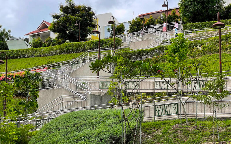 💎SSProperty💎Extensive Variety of Landed-Semi-D, Sennett Road, 8 Bedrooms, 6,000 sqft, Semi-Detached House For Sale, by CHEN ., 60144742 - Stairs - PropertyGuru.com.sg