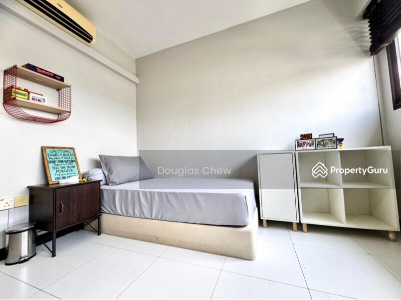 For Rent - 166A Teck Whye Crescent