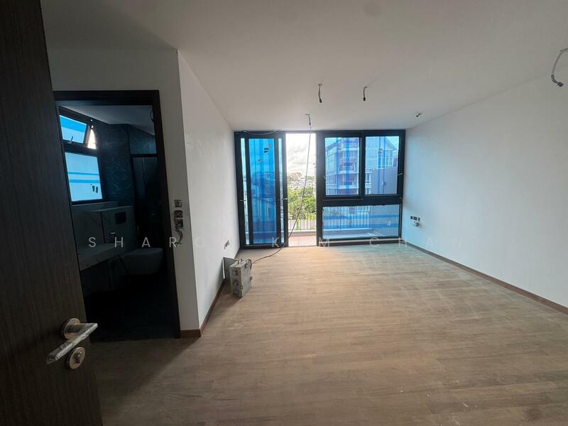 ⭐️⭐️LANDED7772@ Brand new corner terraces @ near Nex Mall, Kovan road/ Yio Chu Kang road, 5 Bedrooms, 5,462 sqft, Terraced House For Sale, by Sharon Kim Chan, 60144856 - Living Room - PropertyGuru.com.sg