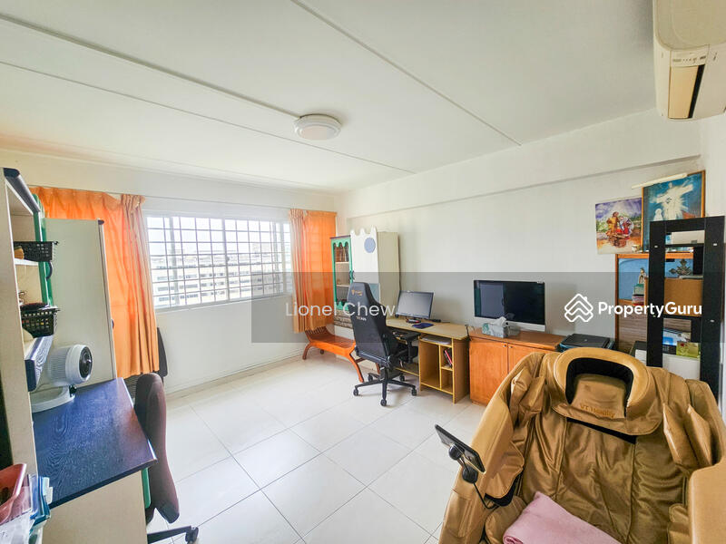 For Sale - 138 Simei Street 1