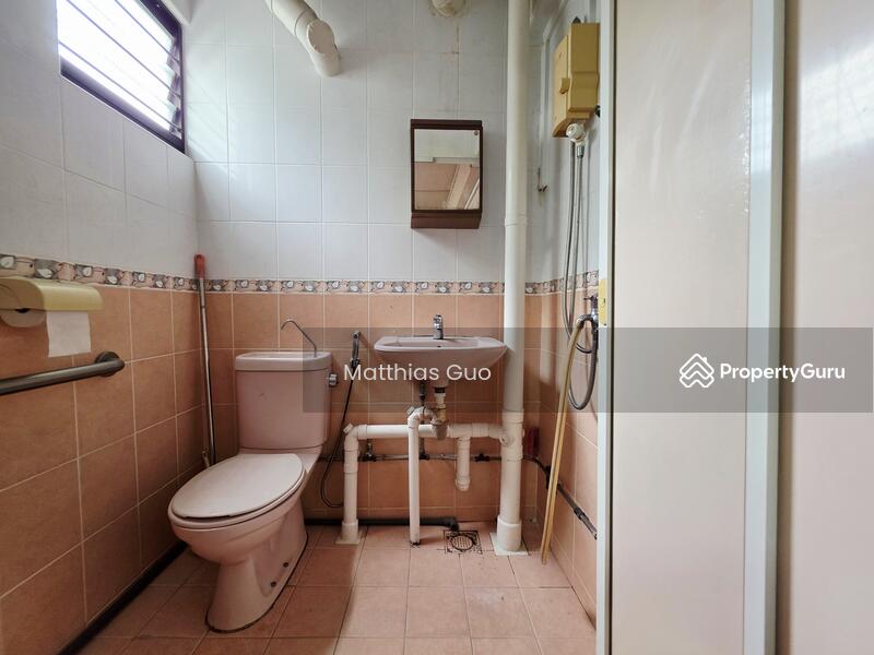 For Sale - 607 Ang Mo Kio Avenue 4