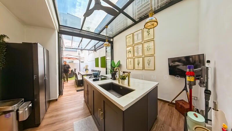 Kitchen Island