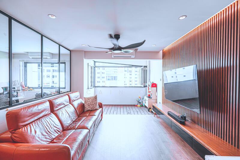 286B Toh Guan Road HDB Flat For Sale at S$ 1,150,000 | PropertyGuru Singapore - Living Room