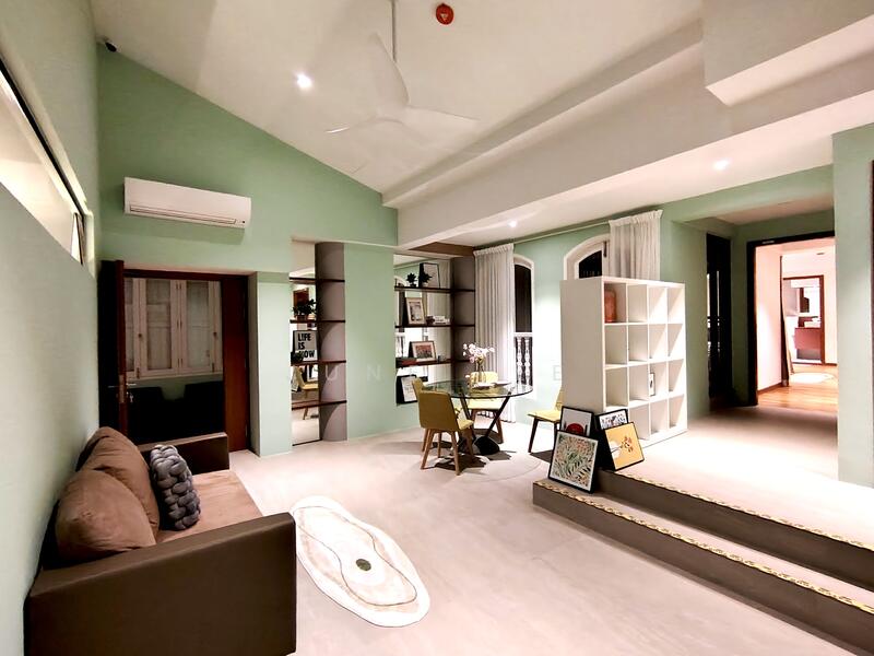 Additional common Living and dining room