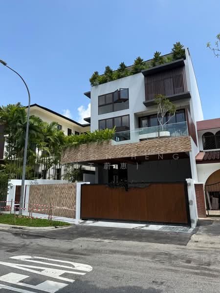 Brand New SemiD at Fernhill Rd — Stevens MRT, Fernhill Road, 5 Bedrooms, 9,500 sqft, Semi-Detached House For Sale, by Sharon Heng (王蔚惠), 60145544 - Exterior - PropertyGuru.com.sg