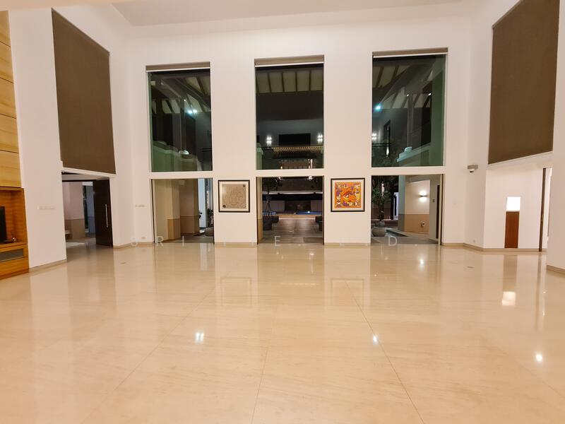 For Rent - ⭐️ FINEST NEW LISTED GCB FOR LEASE