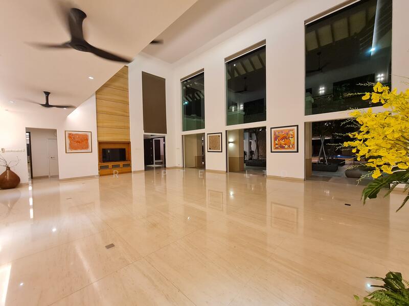 For Rent - ⭐️ FINEST NEW LISTED GCB FOR LEASE
