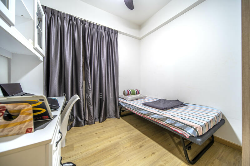 For Sale - The Vales