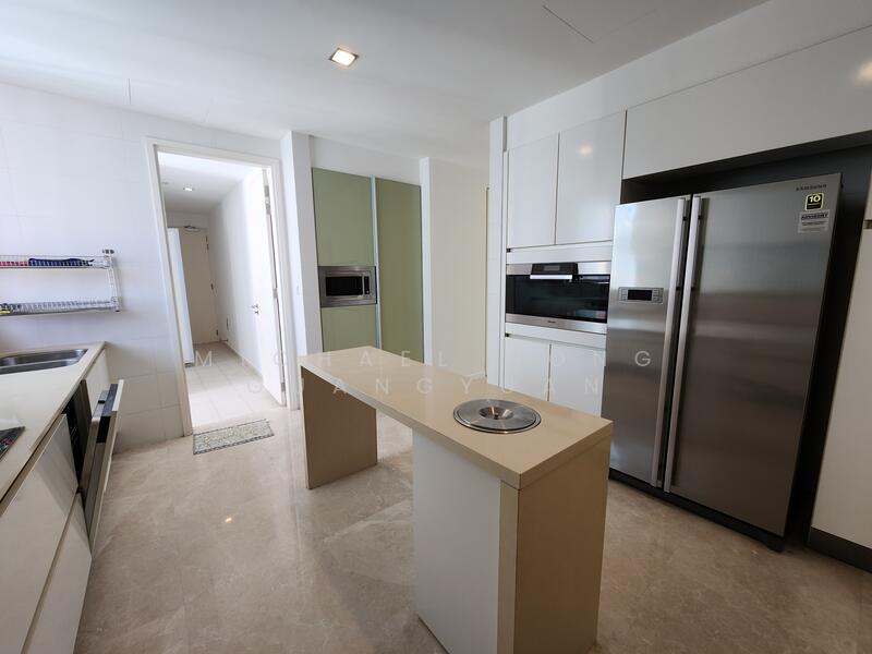 Kitchen area with island top
