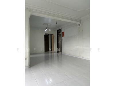 For Sale - 323 Yishun Central