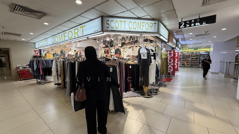 Lucky Plaza, 304 Orchard Road, 409 sqft, Mall Shop For Sale, by Alvin Chua, 60145665 - Others - CommercialGuru.com.sg