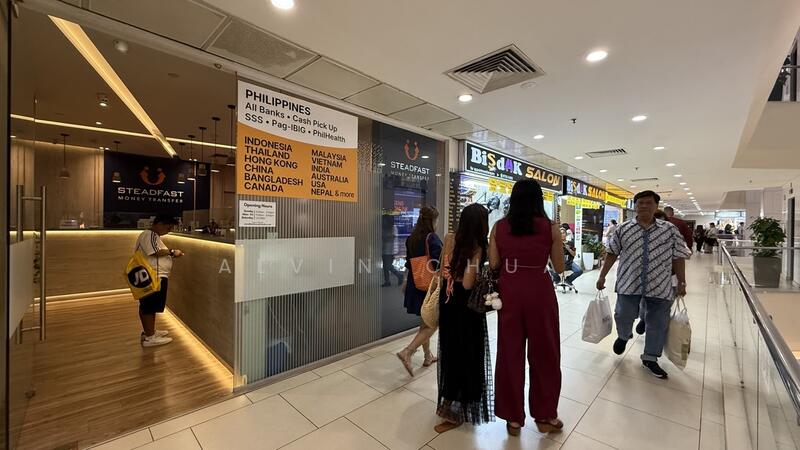 Lucky Plaza, 304 Orchard Road, 409 sqft, Mall Shop For Sale, by Alvin Chua, 60145665 - Others - CommercialGuru.com.sg