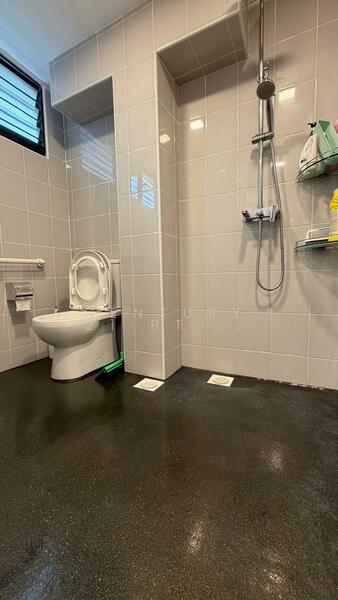 Common Bathroom