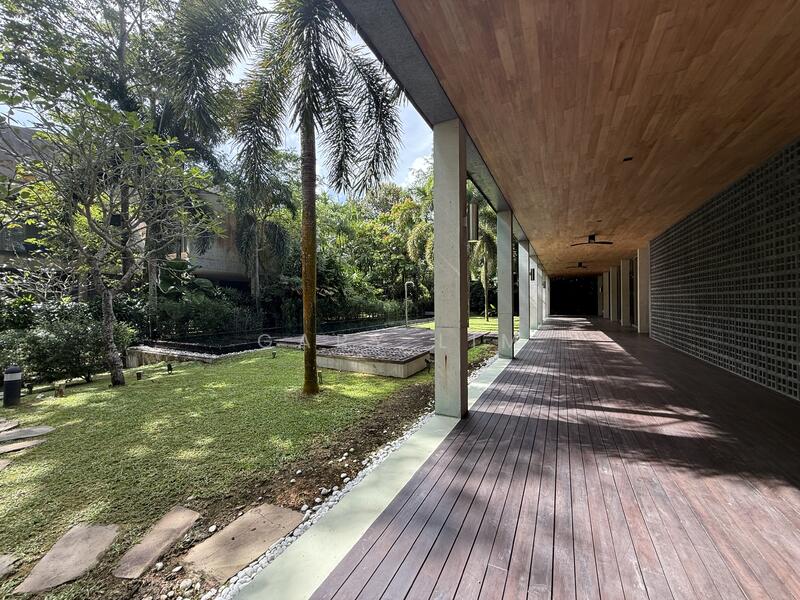 For Rent - King Albert Park