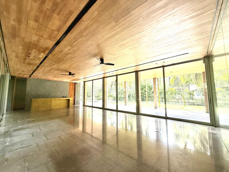 For Rent - King Albert Park