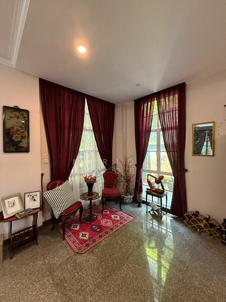 Mount Sinai Area, Mount Sinai Lane, Tanglin / Holland / Bukit Timah, 5 Bedrooms, 4,000 sqft, Detached House For Sale, by Marida Jacobs, 60145705 - Living Room - PropertyGuru.com.sg
