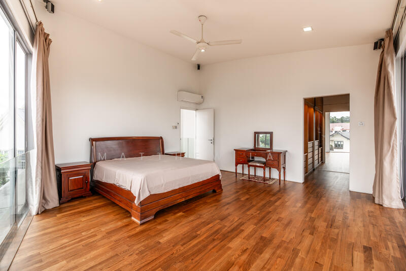 Jalan Ria, , 6 Bedrooms, 5,600 sqft, Semi-Detached House For Rent, by Matthew Lam, 60145726 - Bedroom - PropertyGuru.com.sg