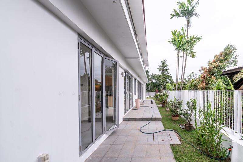 Jalan Ria, , 6 Bedrooms, 5,600 sqft, Semi-Detached House For Rent, by Matthew Lam, 60145726 - Exterior - PropertyGuru.com.sg