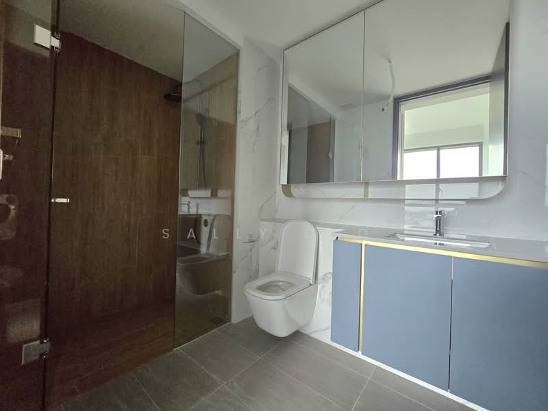 AMO Residence, 21 Ang Mo Kio Rise, 2 Bedrooms, 743 sqft, Condominium For Sale, by Sally Ong, 60145857 - Bathroom - PropertyGuru.com.sg