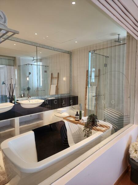 Upstair Master Bathroom