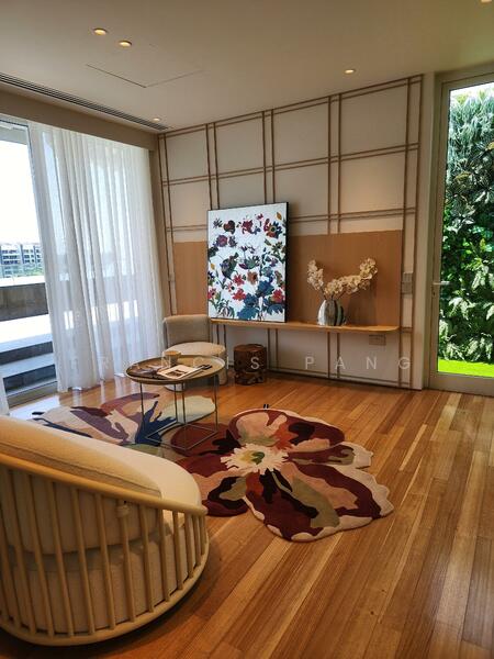 common area for reading at upper floor