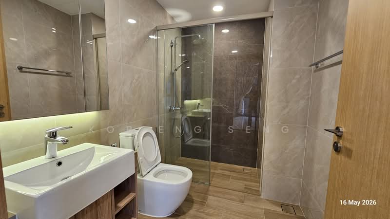 Urban Treasures, 205 Jalan Eunos, 2 Bedrooms, 646 sqft, Condominium For Sale, by Kor Eng Seng, 60145898 - Bathroom - PropertyGuru.com.sg