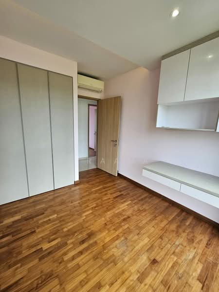 Twin Fountains, 11 Woodlands Avenue 6, 3 Bedrooms, 1,055 sqft, Executive Condominium For Sale, by . Raama, 60145981 - Bedroom - PropertyGuru.com.sg