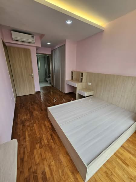 Twin Fountains, 11 Woodlands Avenue 6, 3 Bedrooms, 1,055 sqft, Executive Condominium For Sale, by . Raama, 60145981 - Bedroom - PropertyGuru.com.sg