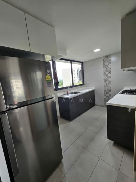 Twin Fountains, 11 Woodlands Avenue 6, 3 Bedrooms, 1,055 sqft, Executive Condominium For Sale, by . Raama, 60145981 - Kitchen - PropertyGuru.com.sg