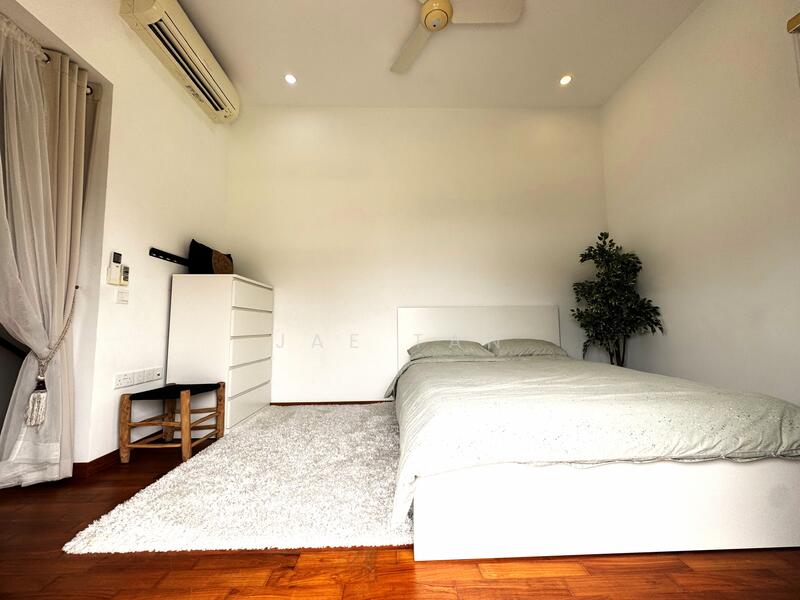 Common Bedroom 3 (upper)