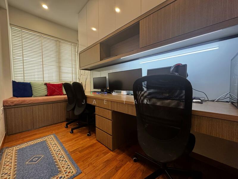 Study Room (lower)